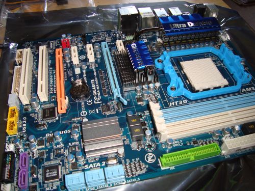 Motherboard by Mike Babcock Creative Commons via Flickr