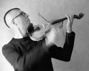 Oliver Schroer playing